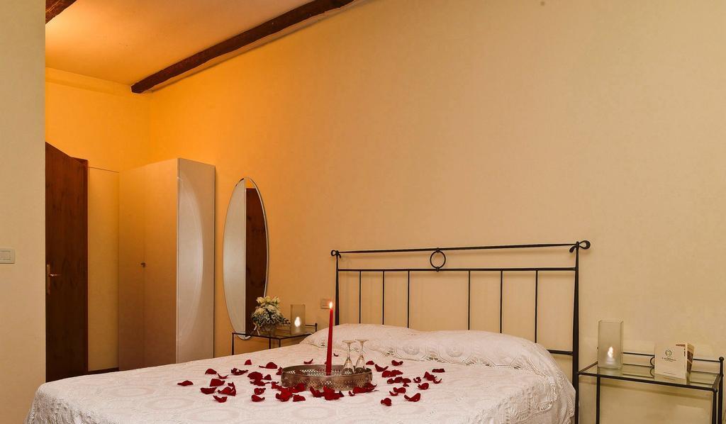 Agriturismo Il Borghetto كريسْبيلاّنو الغرفة الصورة