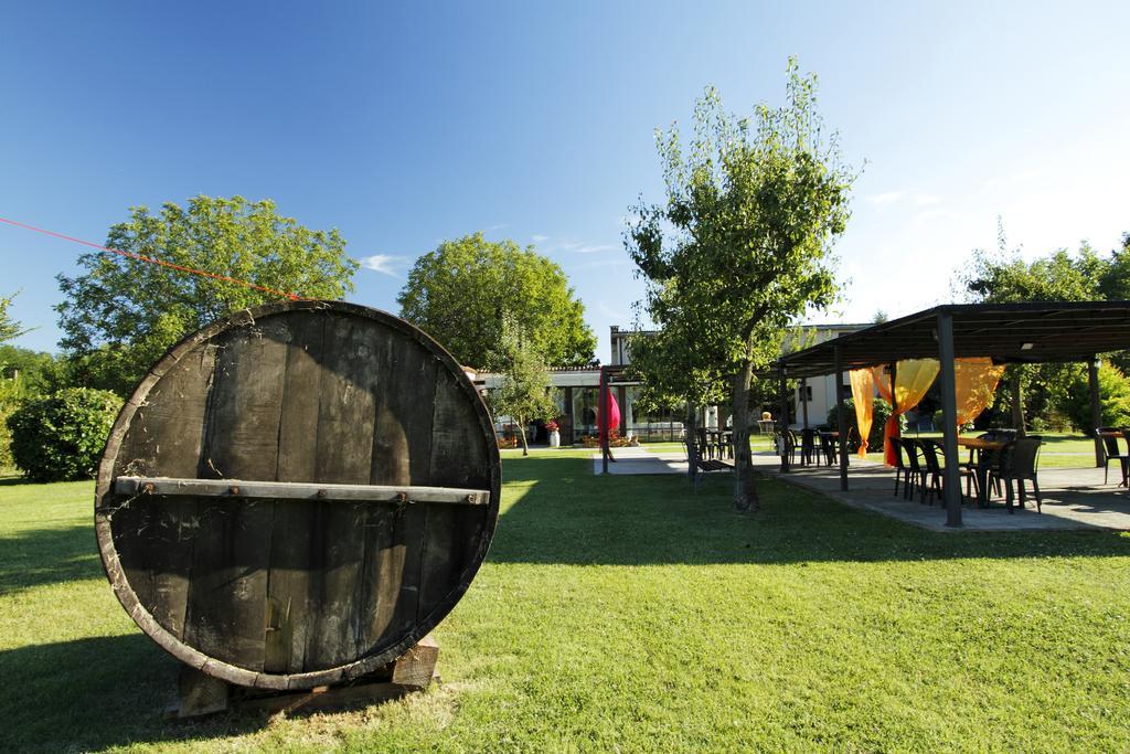 Agriturismo Il Borghetto كريسْبيلاّنو المظهر الخارجي الصورة